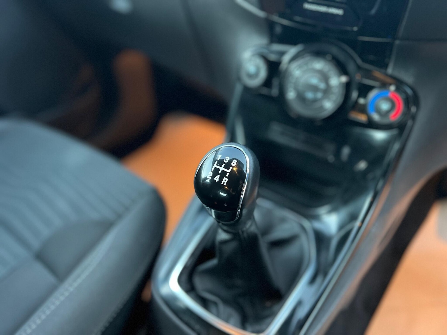 Used Ford Fiesta 2015 for sale - 76689920: Photo 11