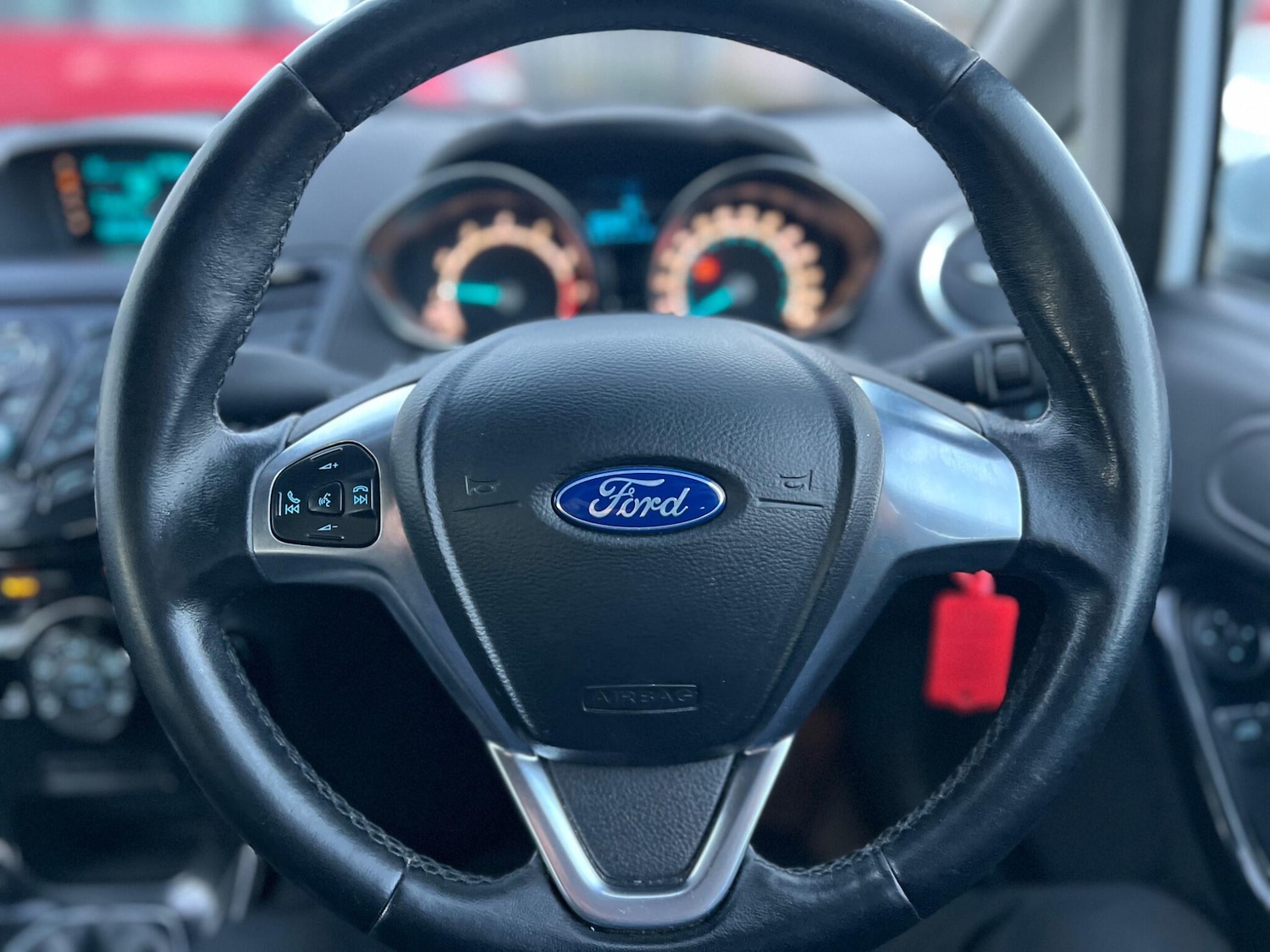 Used Ford Fiesta 2015 for sale - 76689920: Photo 13