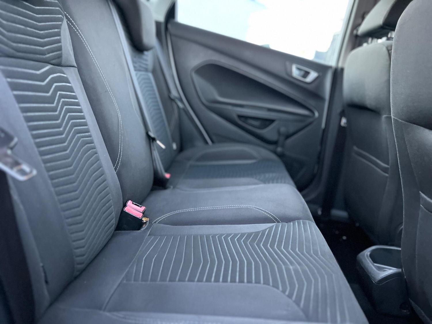 Used Ford Fiesta 2015 for sale - 76689920: Photo 28