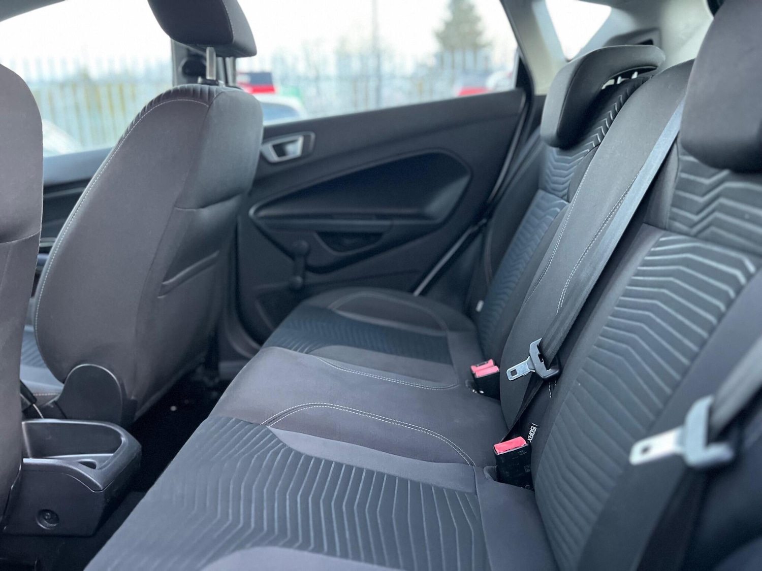 Used Ford Fiesta 2015 for sale - 76689920: Photo 30