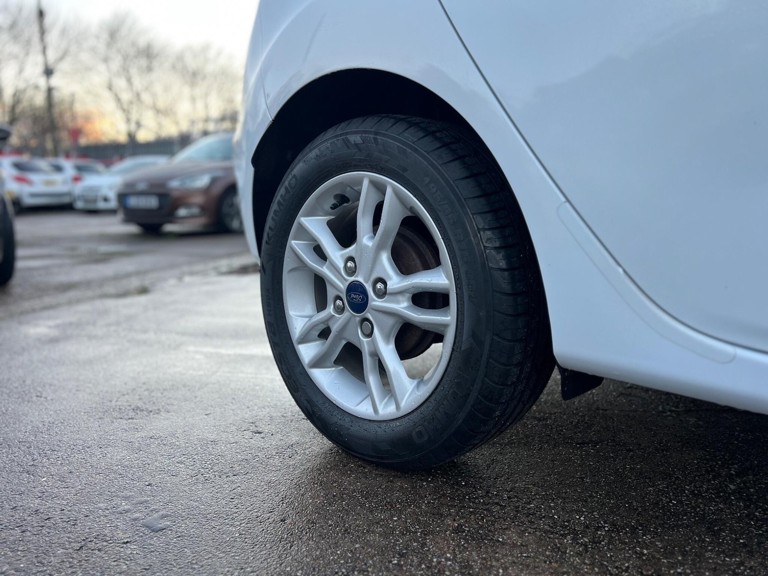 Used Ford Fiesta 2015 for sale - 76689920: Photo 4