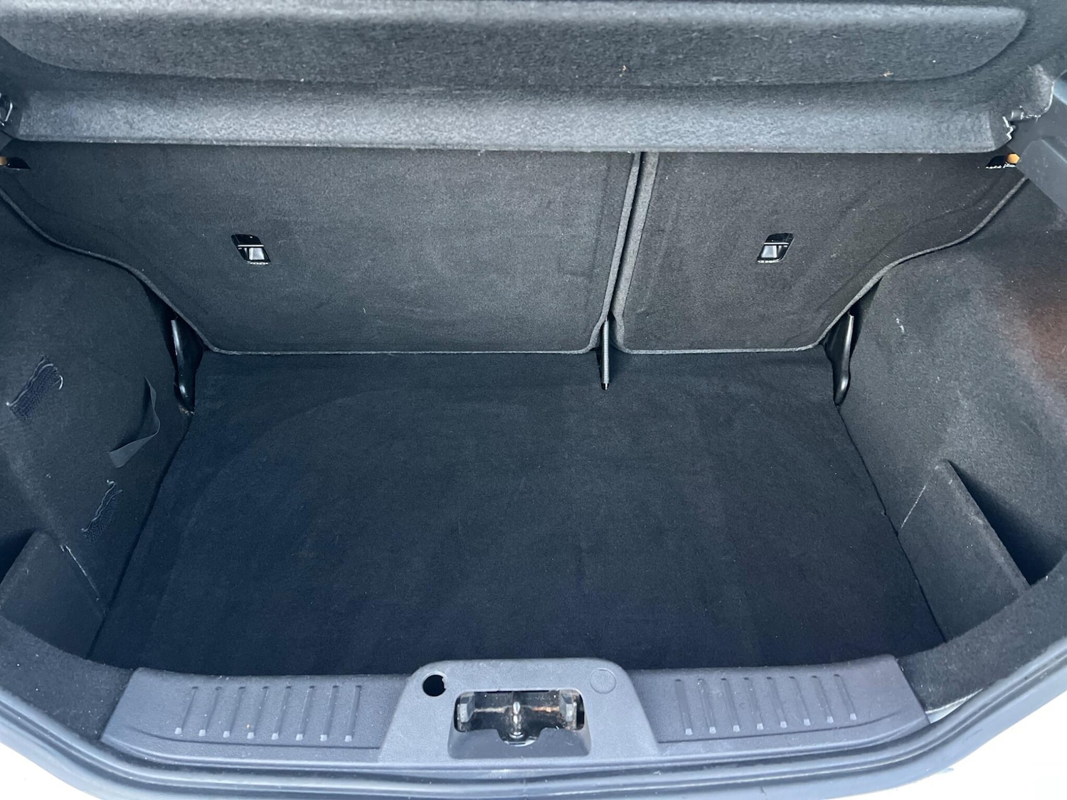 Used Ford Fiesta 2015 for sale - 76689920: Photo 8