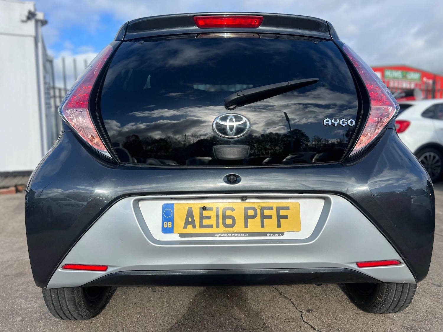 Used Toyota AYGO 2016 for sale - 76360347: Photo 10