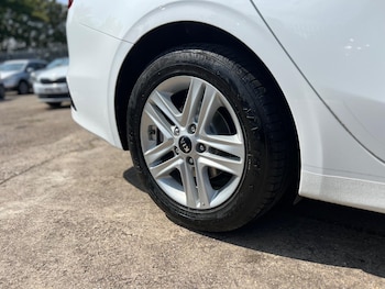 Used Kia Ceed 2019 for sale - 75552352: Photo