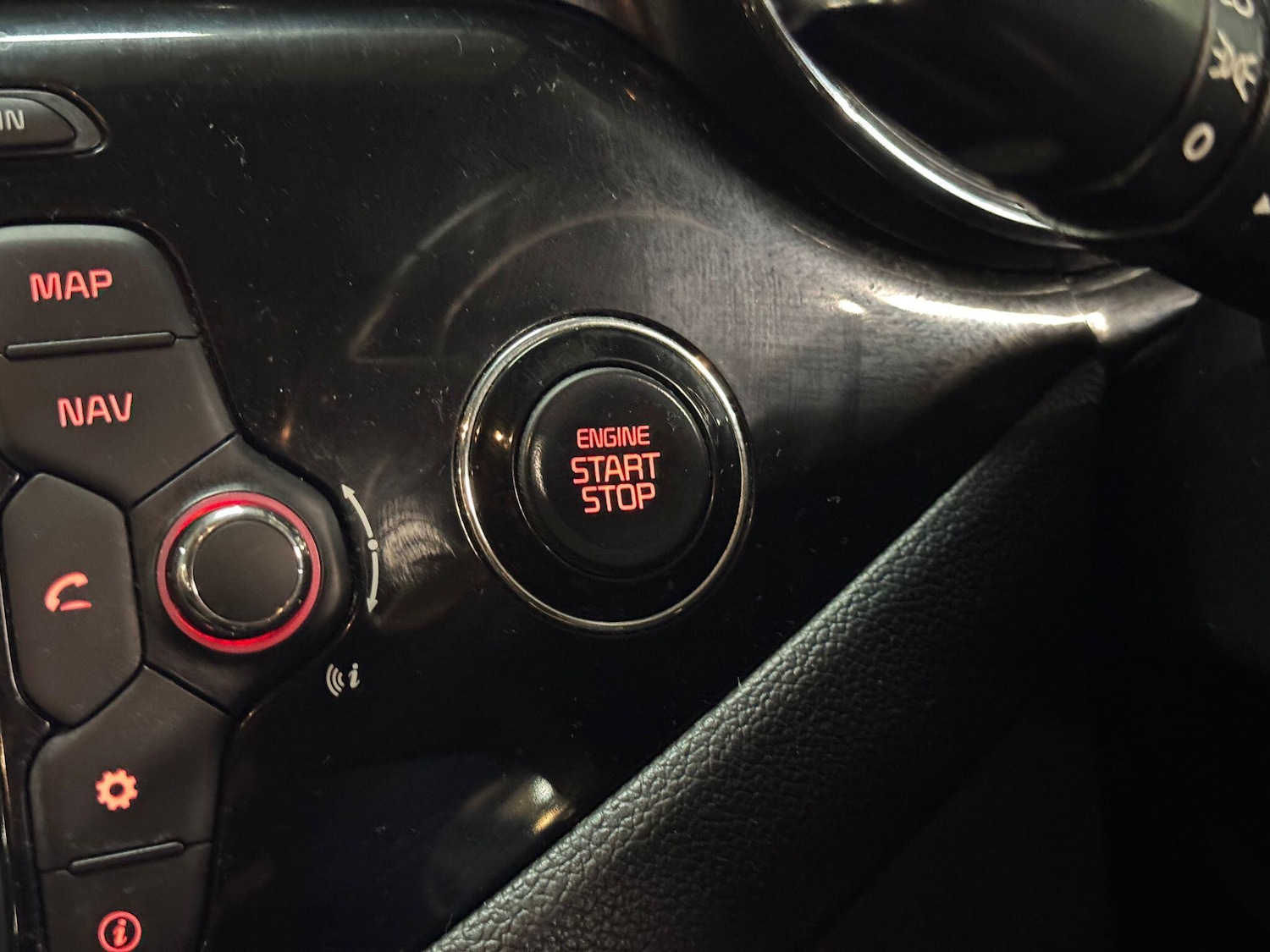 Used Kia Pro Ceed 2014 for sale - 77523696: Photo 28