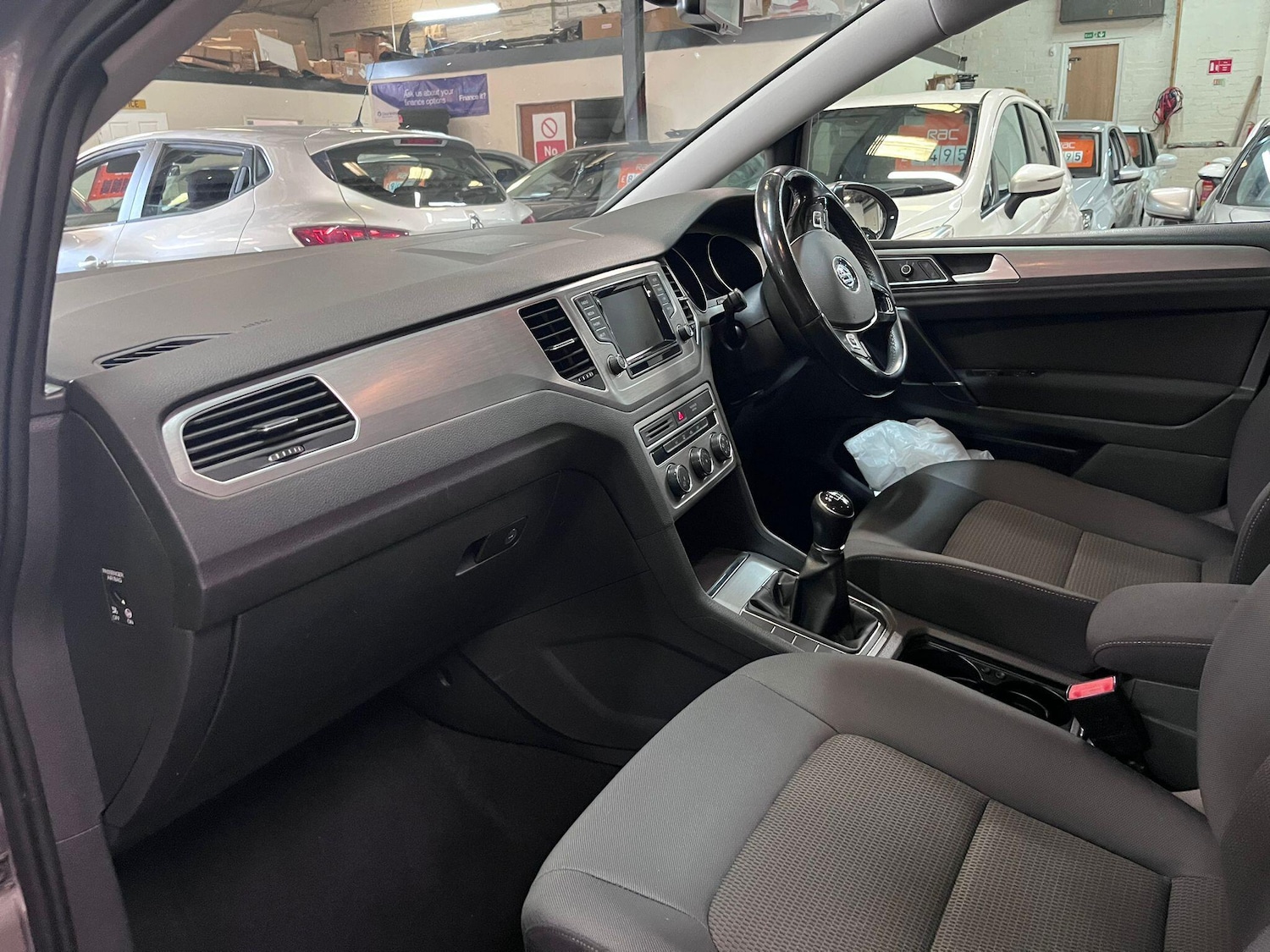 Used Volkswagen Golf SV 2015 for sale - 76326289: Photo 20