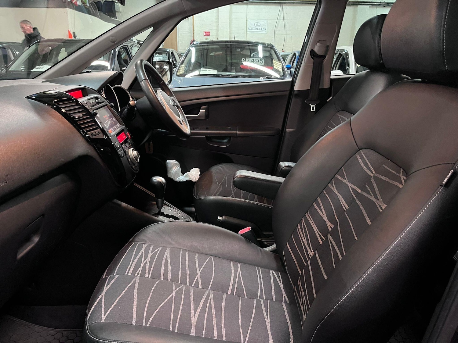 Used Kia Venga 2013 for sale - 77456063: Photo 17