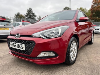 Used Hyundai i20 2017 for sale - 77279704: Photo