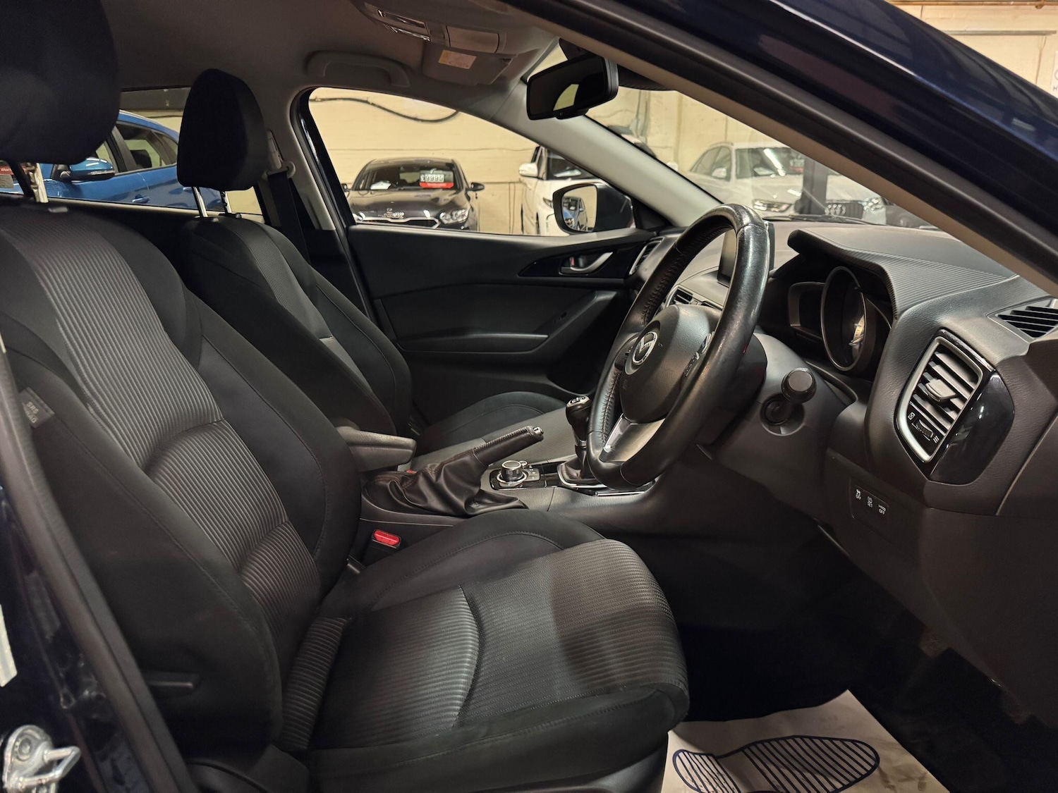 Used Mazda Mazda3 2015 for sale - 77279176: Photo 11