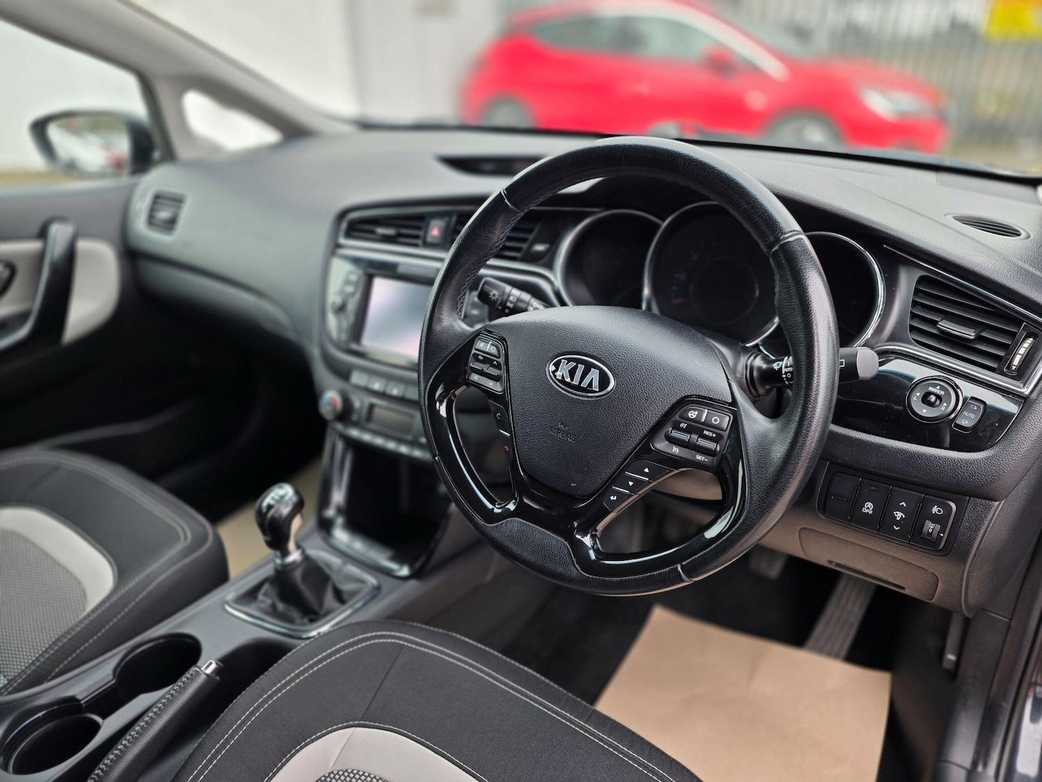 Used Kia Ceed 2017 for sale - 77738343: Photo 9