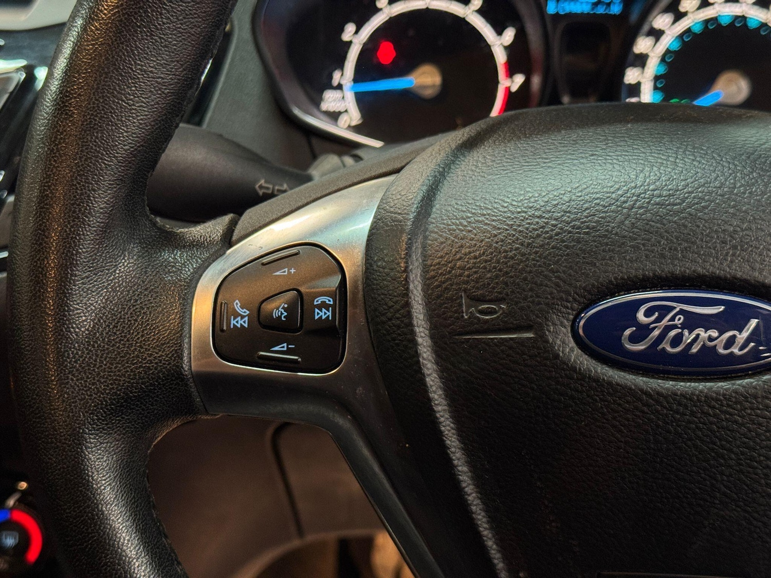 Used Ford Fiesta 2015 for sale - 77290581: Photo 26