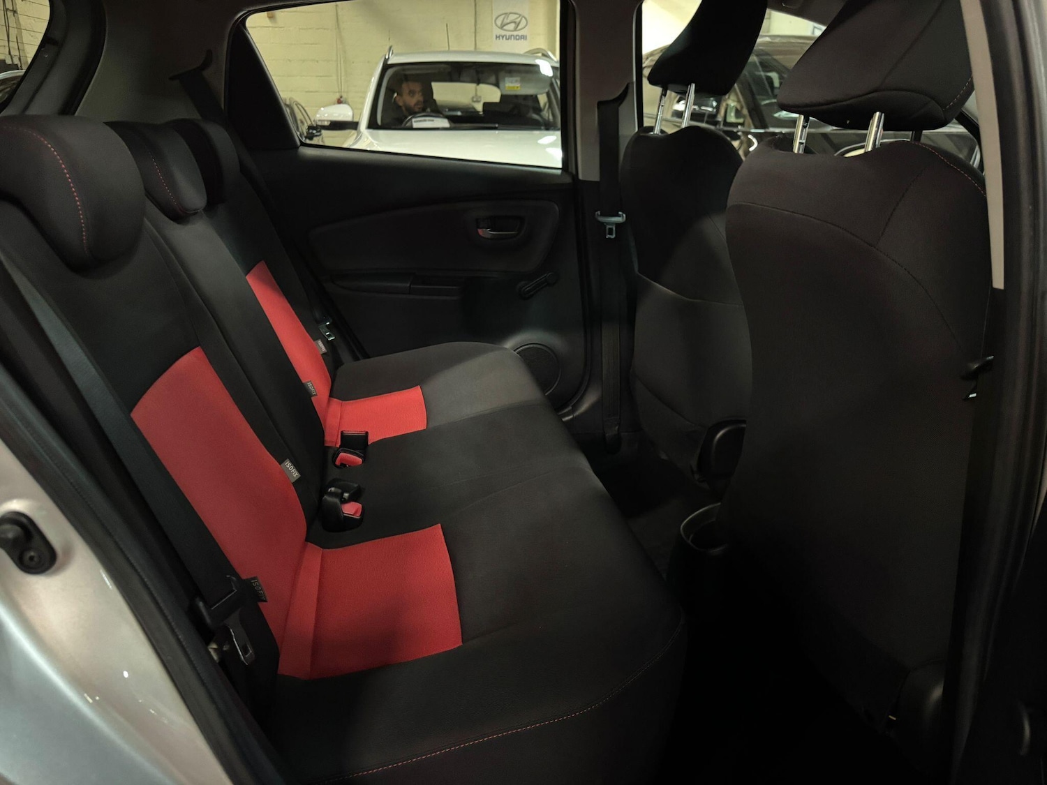 Used Toyota Yaris 2014 for sale - 77279603: Photo 17