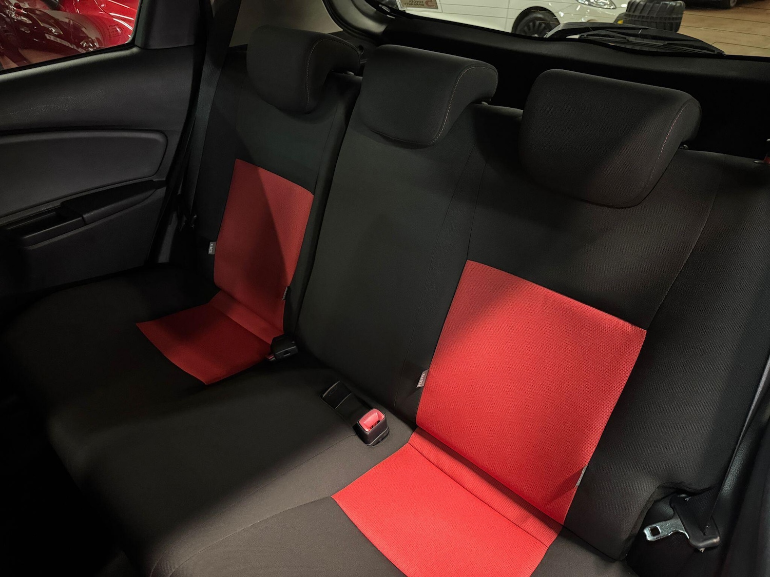 Used Toyota Yaris 2014 for sale - 77279603: Photo 21