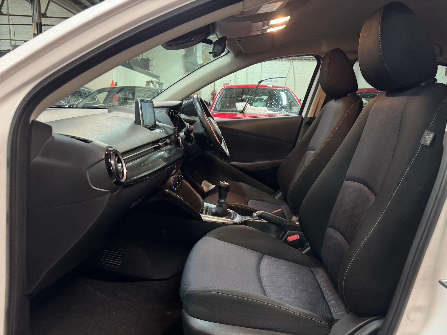 Used Mazda Mazda2 2017 for sale - 77345343: Photo 15