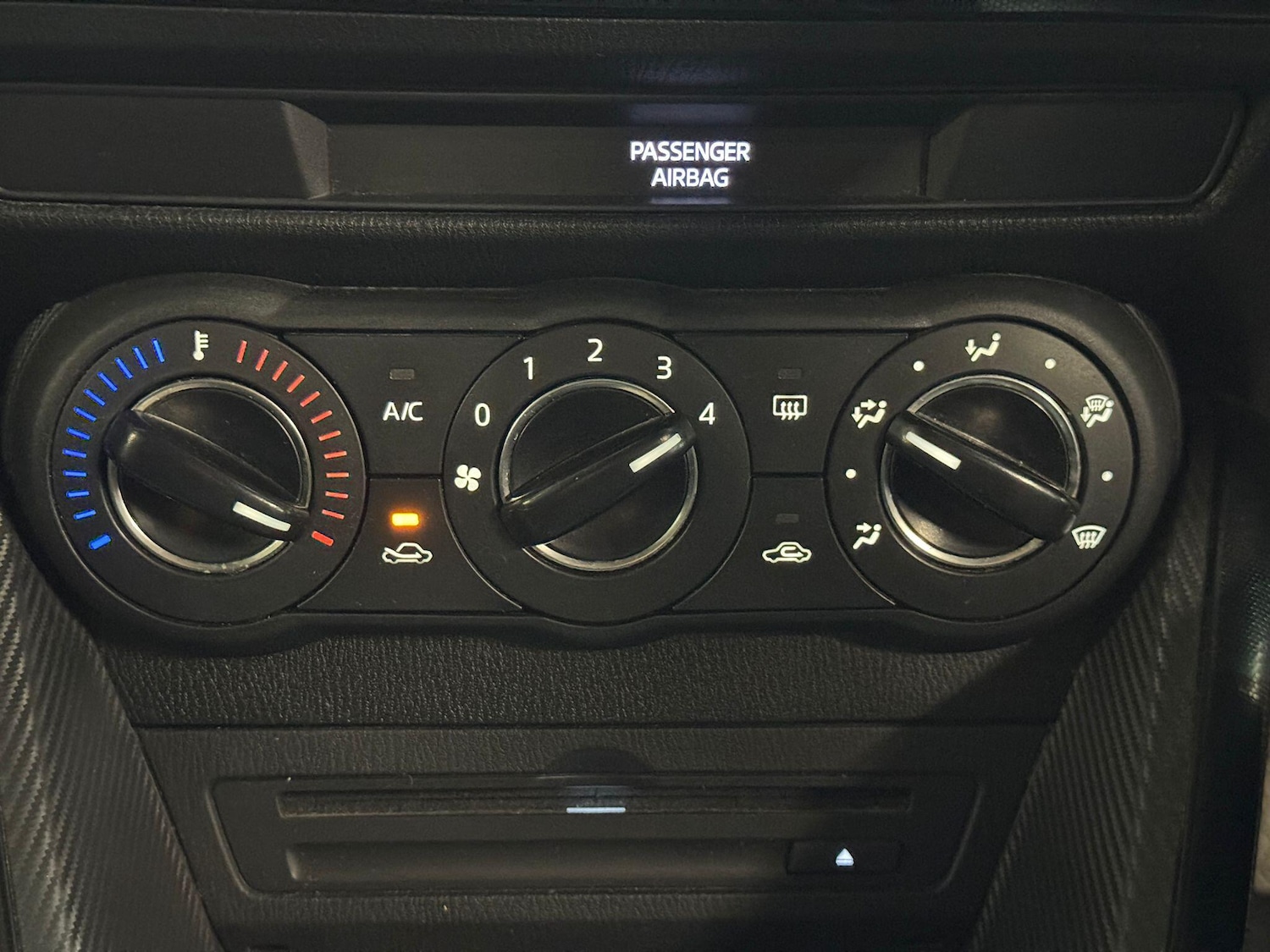 Used Mazda Mazda2 2017 for sale - 77345343: Photo 31