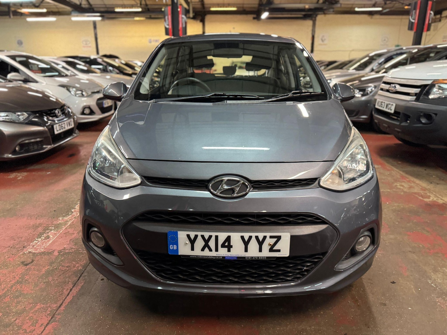 Used Hyundai i10 2014 for sale - 77230553: Photo 2