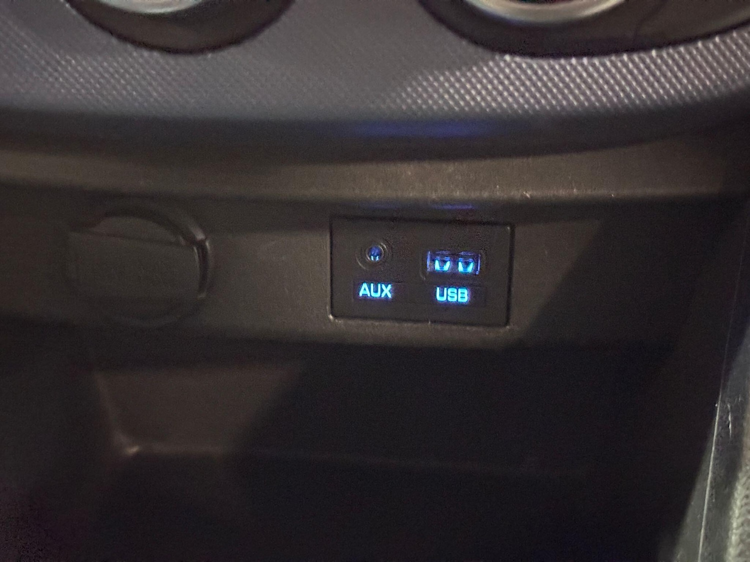 Used Hyundai i10 2014 for sale - 77230553: Photo 33