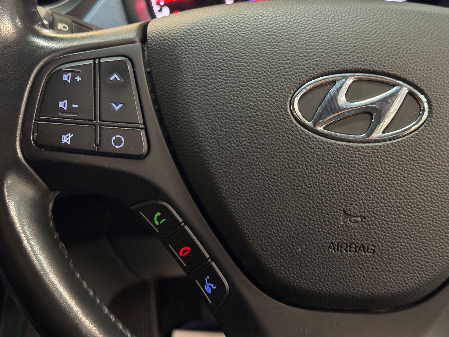 Used Hyundai i10 2016 for sale - 76780670: Photo 24