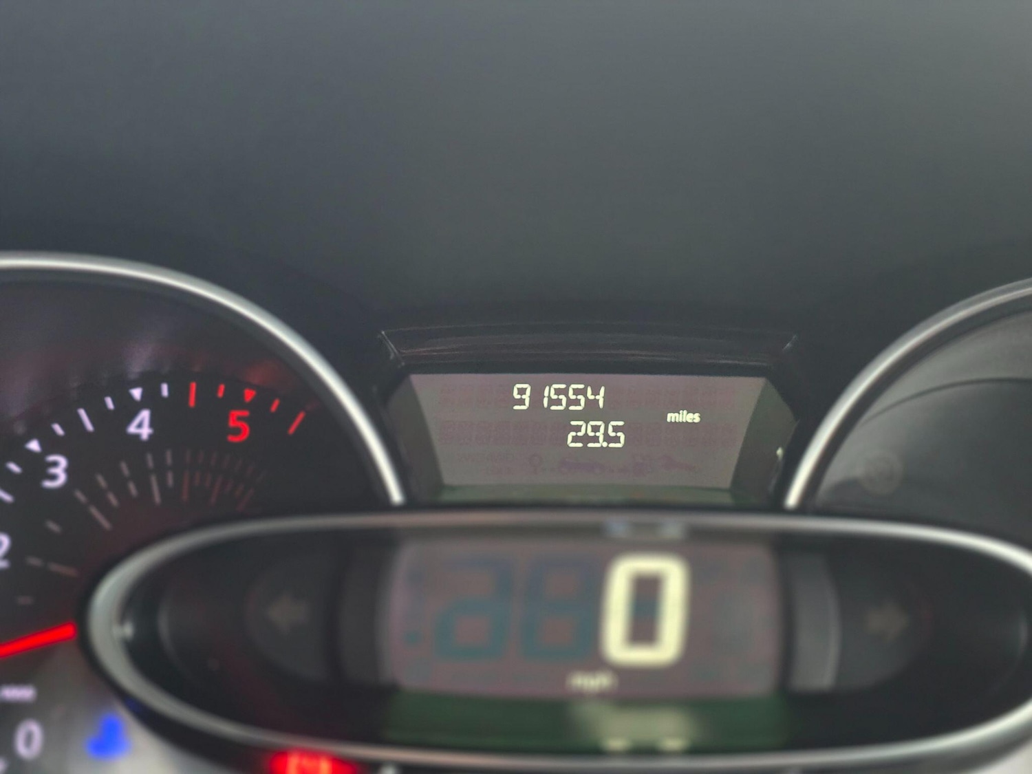 Used Renault Clio 2017 for sale - 77029372: Photo 16