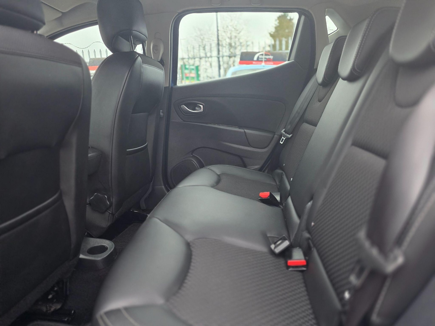 Used Renault Clio 2017 for sale - 77029372: Photo 29