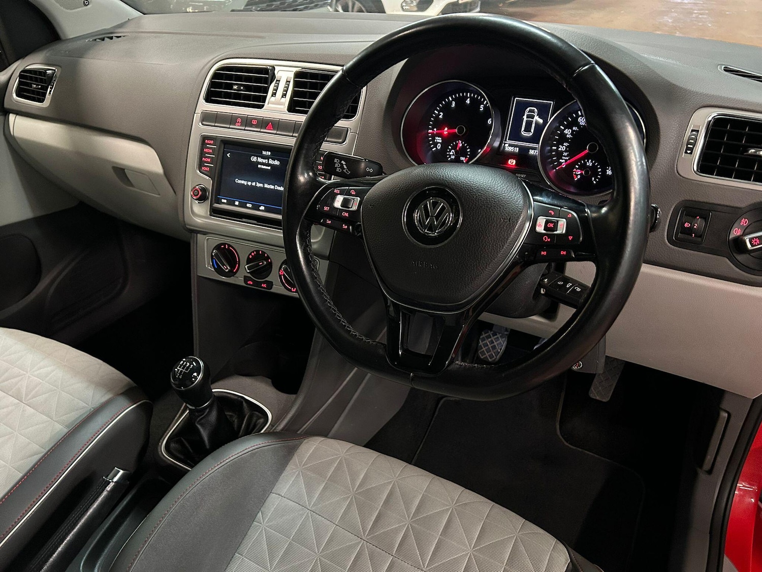 Used Volkswagen Polo 2016 for sale - 77439759: Photo 15