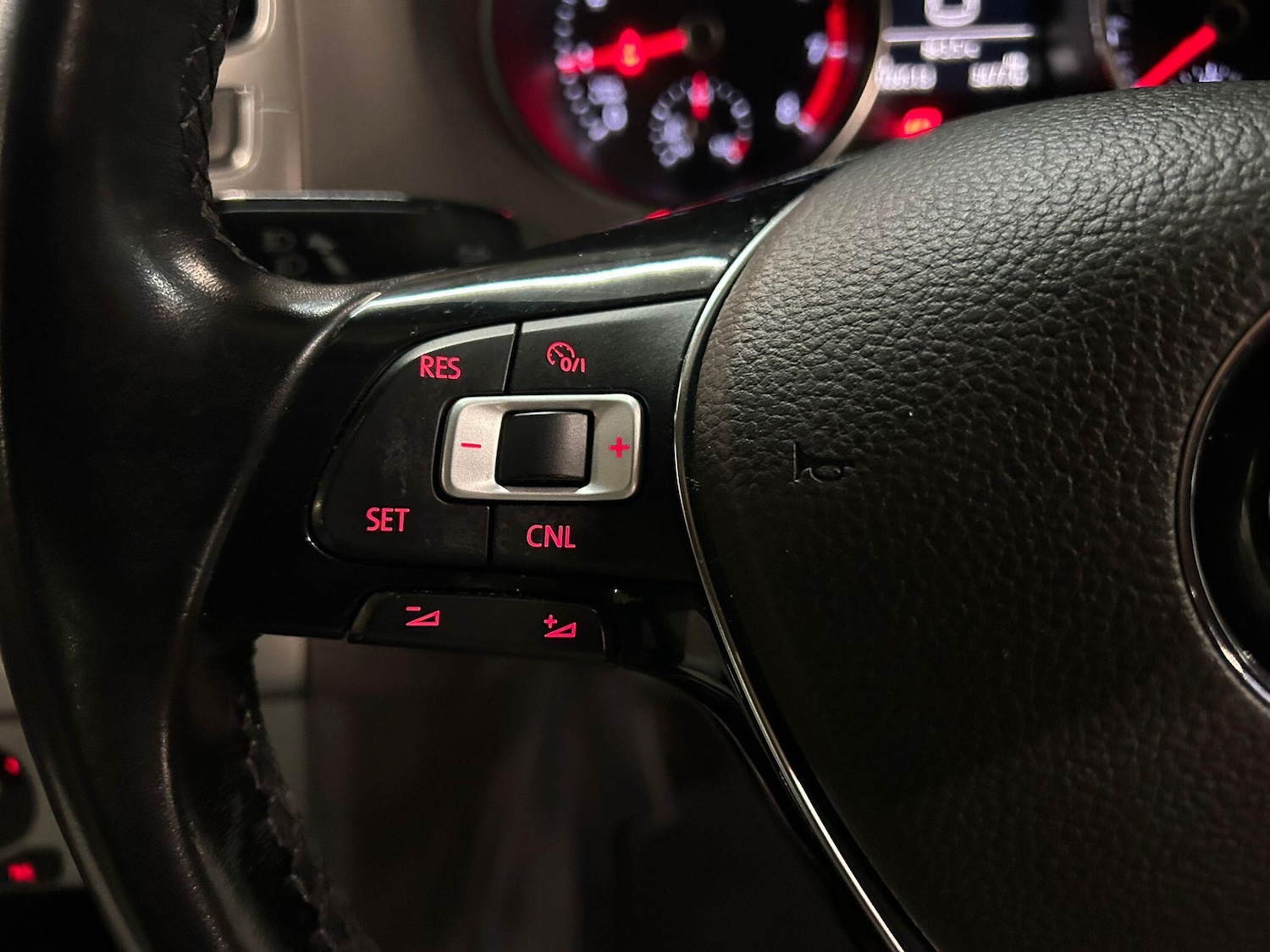 Used Volkswagen Polo 2016 for sale - 77439759: Photo 23