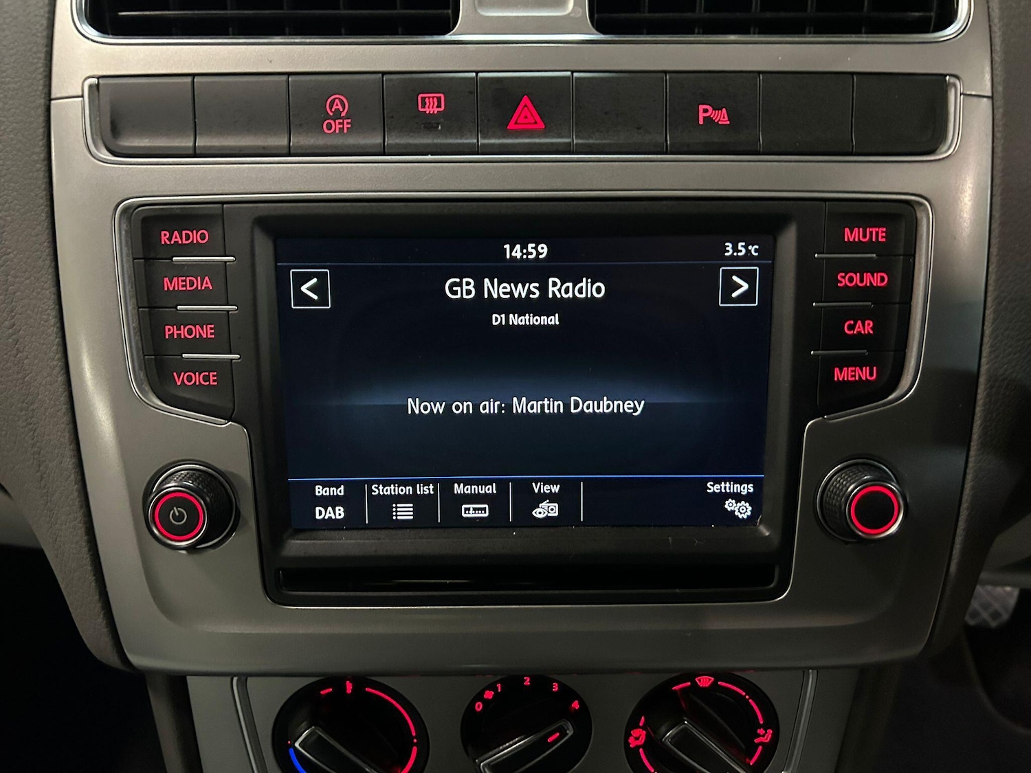 Used Volkswagen Polo 2016 for sale - 77439759: Photo 26