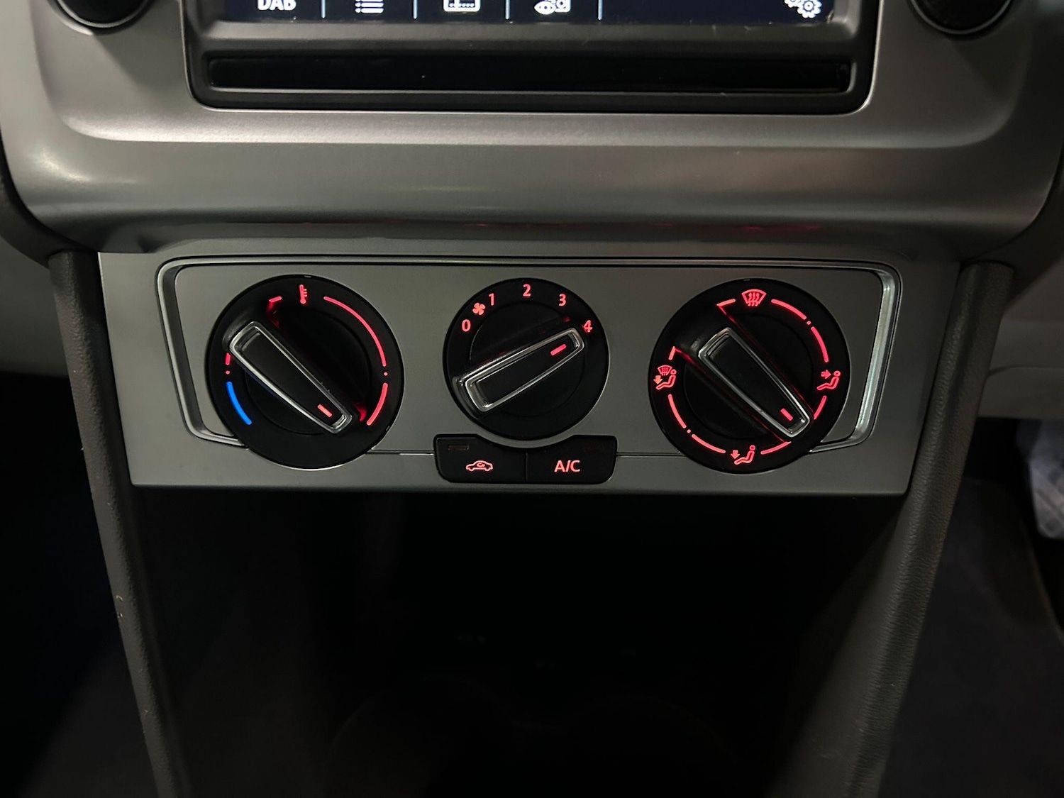 Used Volkswagen Polo 2016 for sale - 77439759: Photo 31