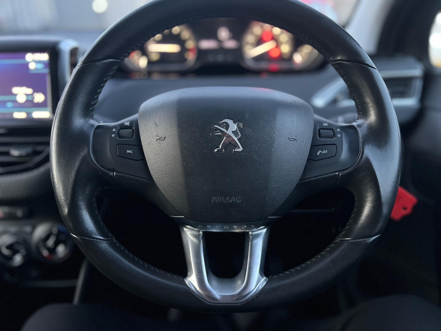 Used Peugeot 208 2017 for sale - 76440609: Photo 12