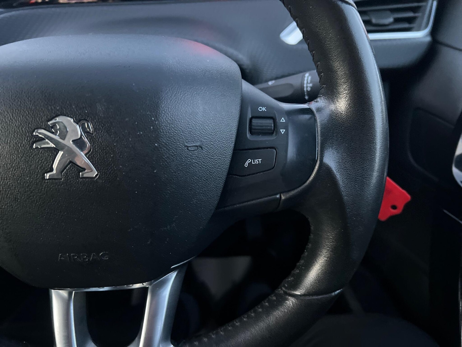 Used Peugeot 208 2017 for sale - 76440609: Photo 13