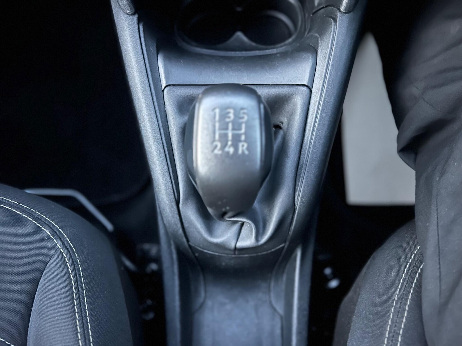 Used Peugeot 208 2017 for sale - 76440609: Photo 21