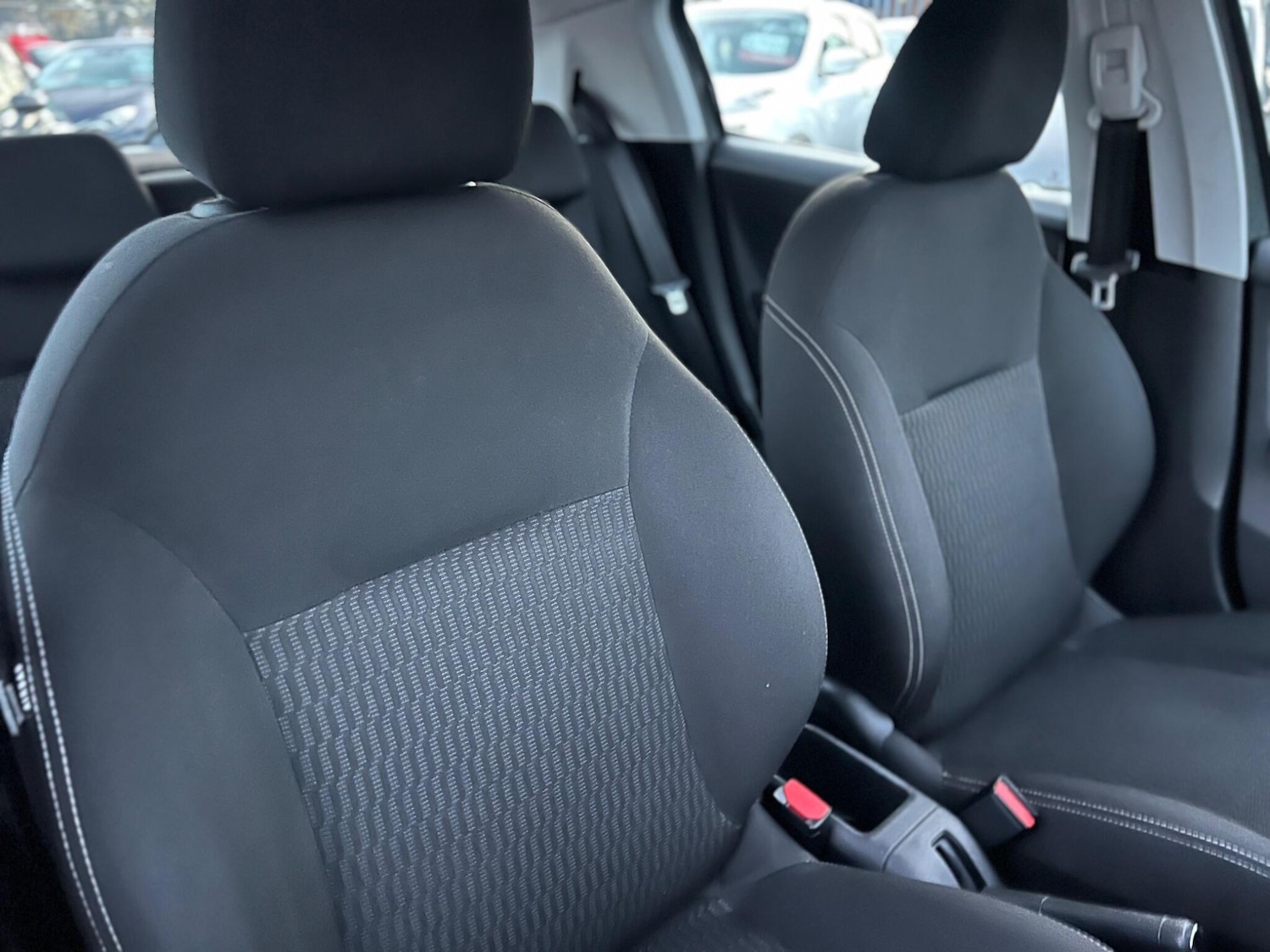 Used Peugeot 208 2017 for sale - 76440609: Photo 26