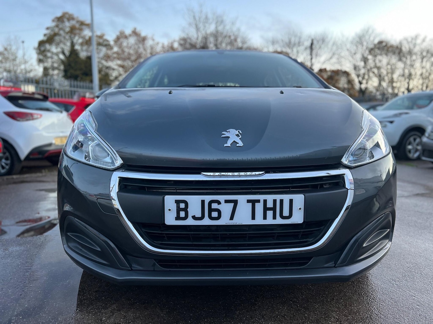 Used Peugeot 208 2017 for sale - 76440609: Photo 3