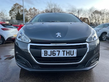 Used Peugeot 208 2017 for sale - 76440609: Photo