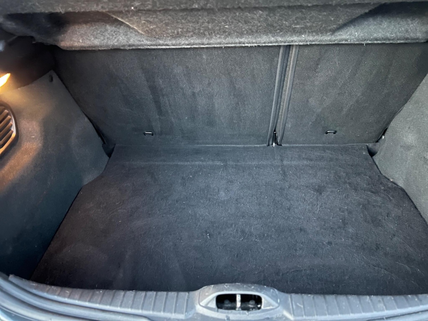 Used Peugeot 208 2017 for sale - 76440609: Photo 7