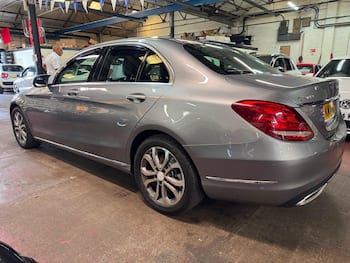Used Mercedes-Benz C Class 2014 for sale - 79680786: Photo