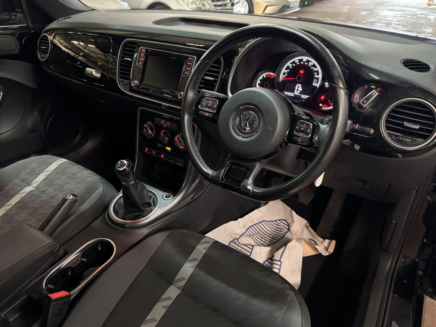 Used Volkswagen Beetle 2016 for sale - 76666937: Photo 13