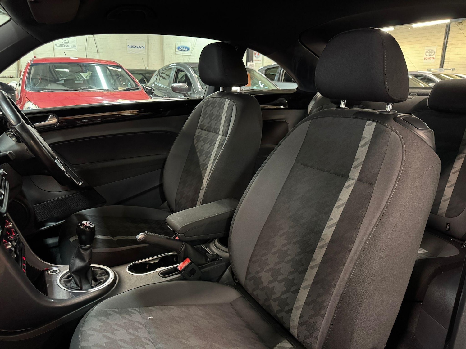 Used Volkswagen Beetle 2016 for sale - 76666937: Photo 17