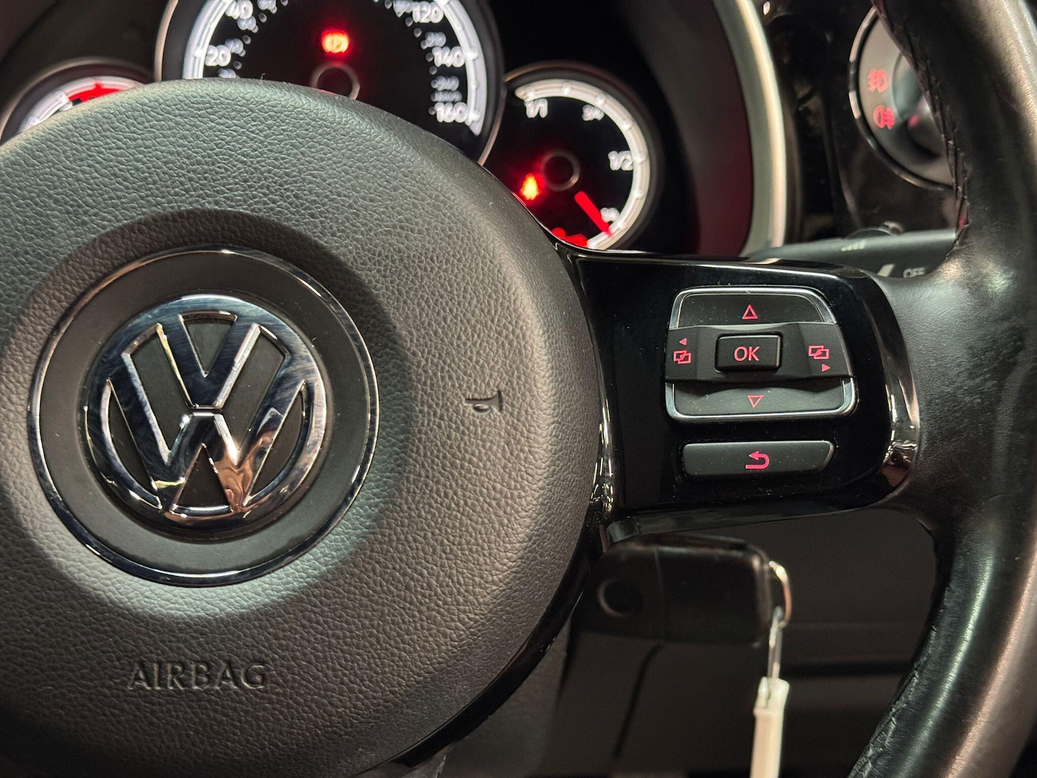 Used Volkswagen Beetle 2016 for sale - 76666937: Photo 25