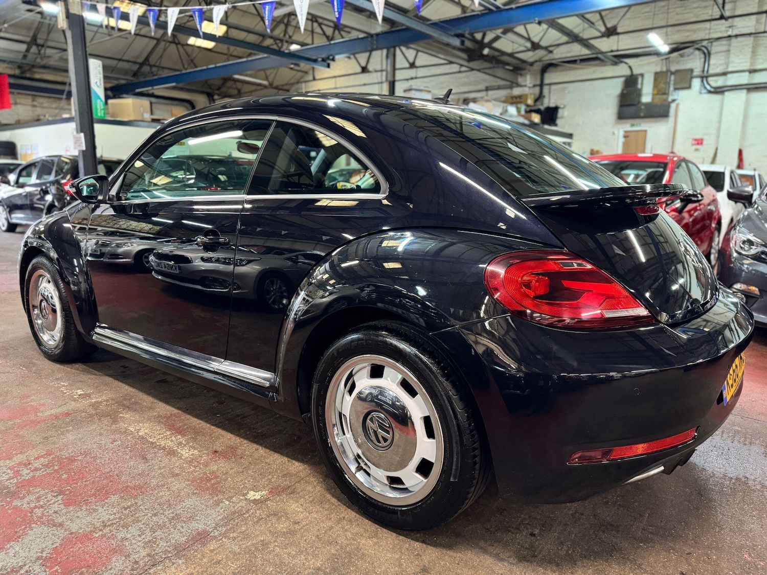 Used Volkswagen Beetle 2016 for sale - 76666937: Photo 4