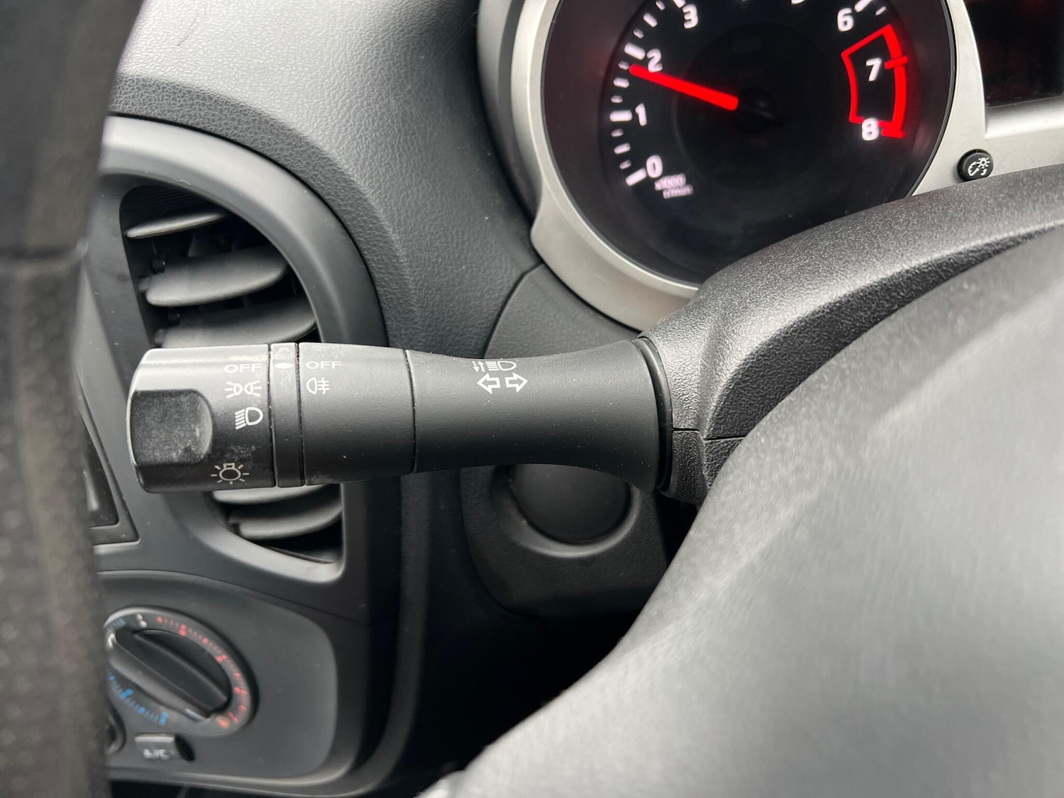 Used Nissan Juke 2014 for sale - 76456725: Photo 15