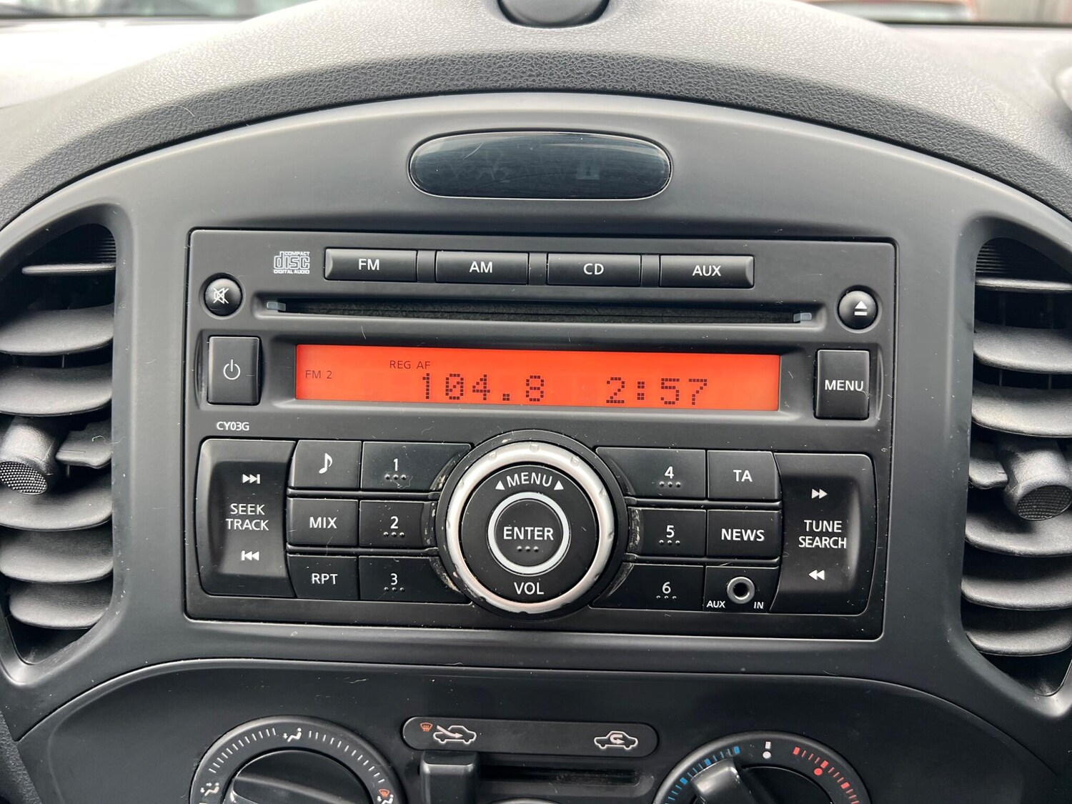 Used Nissan Juke 2014 for sale - 76456725: Photo 17