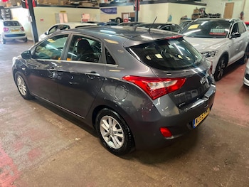 Used Hyundai i30 2015 for sale - 79337011: Photo