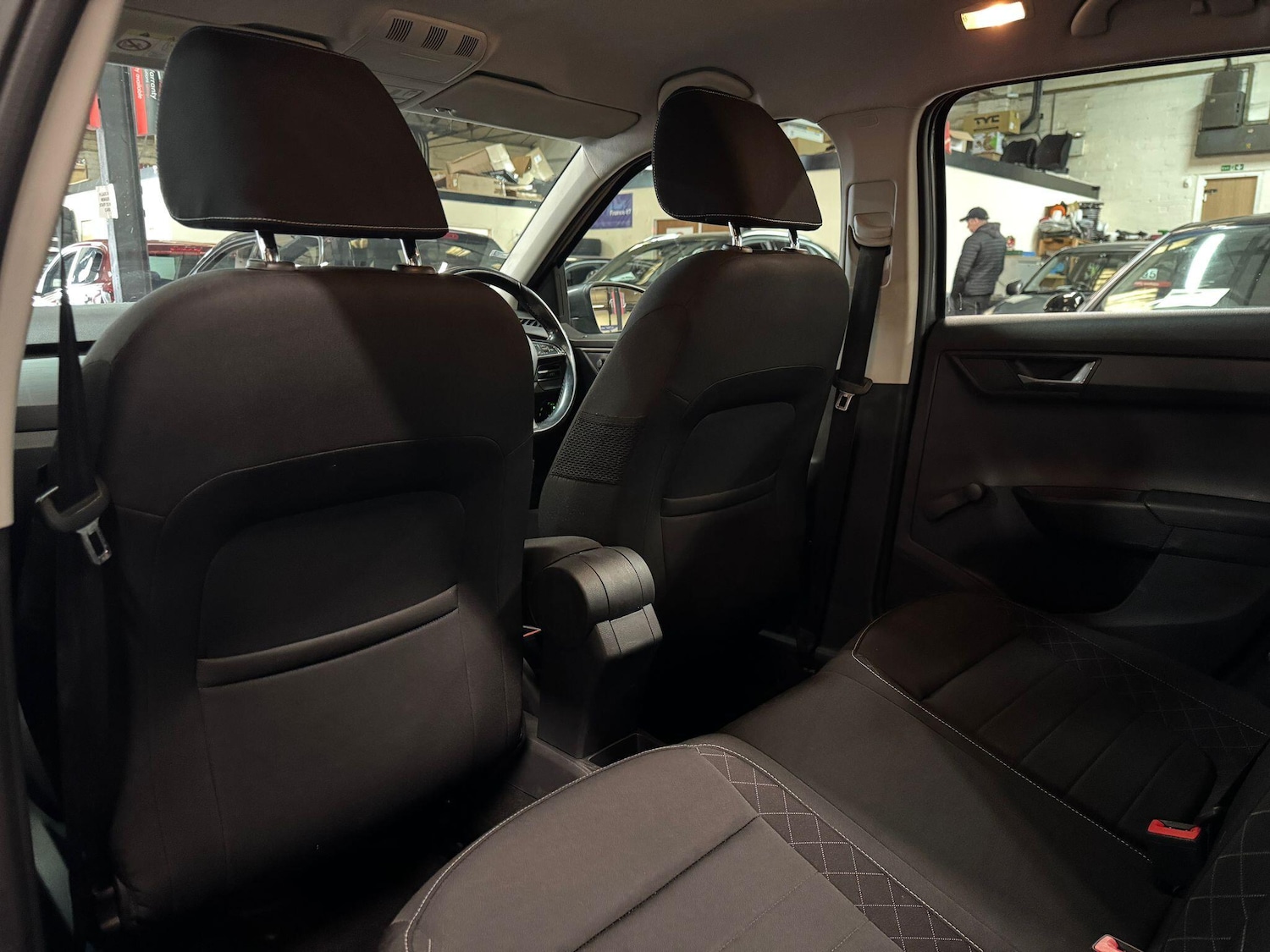 Used Skoda Fabia 2015 for sale - 77597835: Photo 23