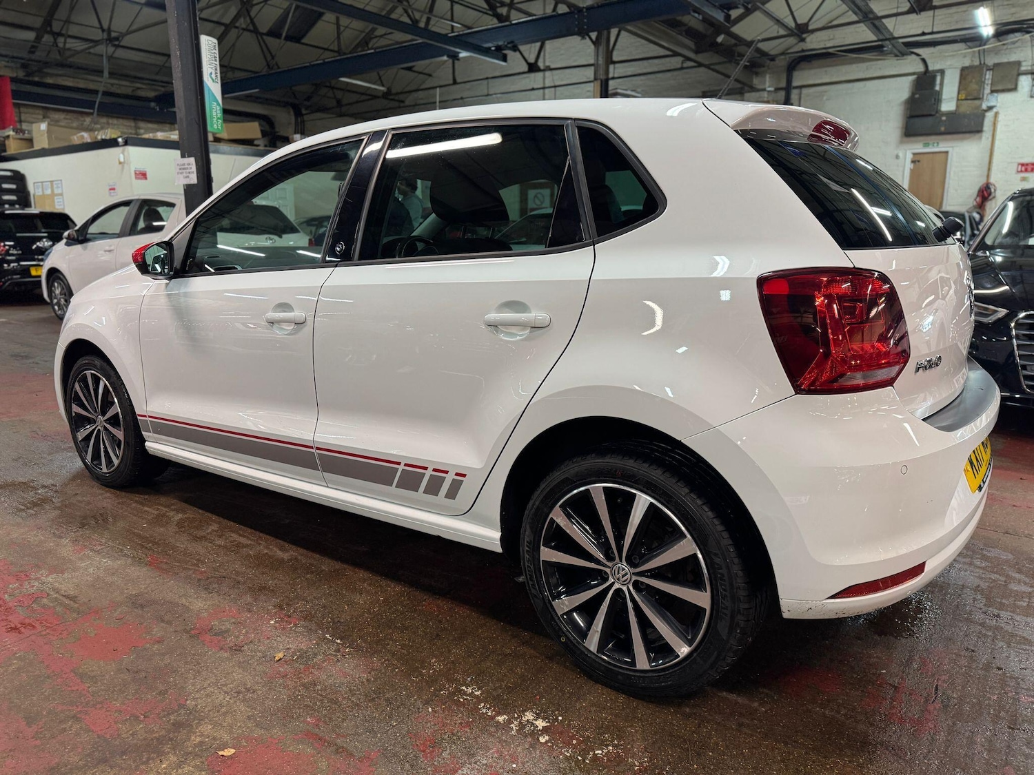 Used Volkswagen Polo 2017 for sale - 76561170: Photo 4