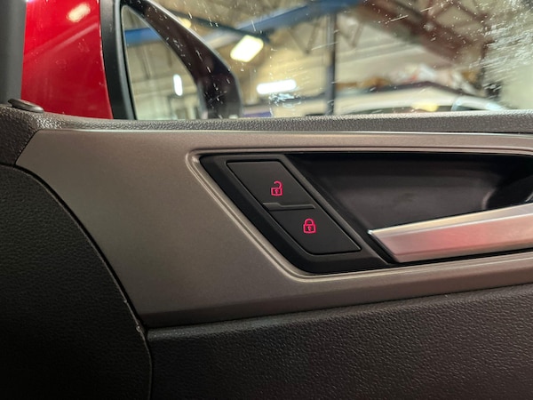 Used Volkswagen Polo 2018 for sale - 76228119: Photo 38