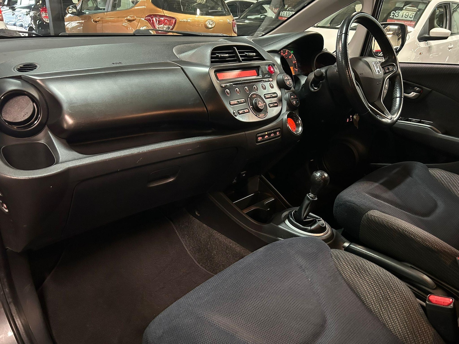 Used Honda Jazz 2014 for sale - 77131092: Photo 14