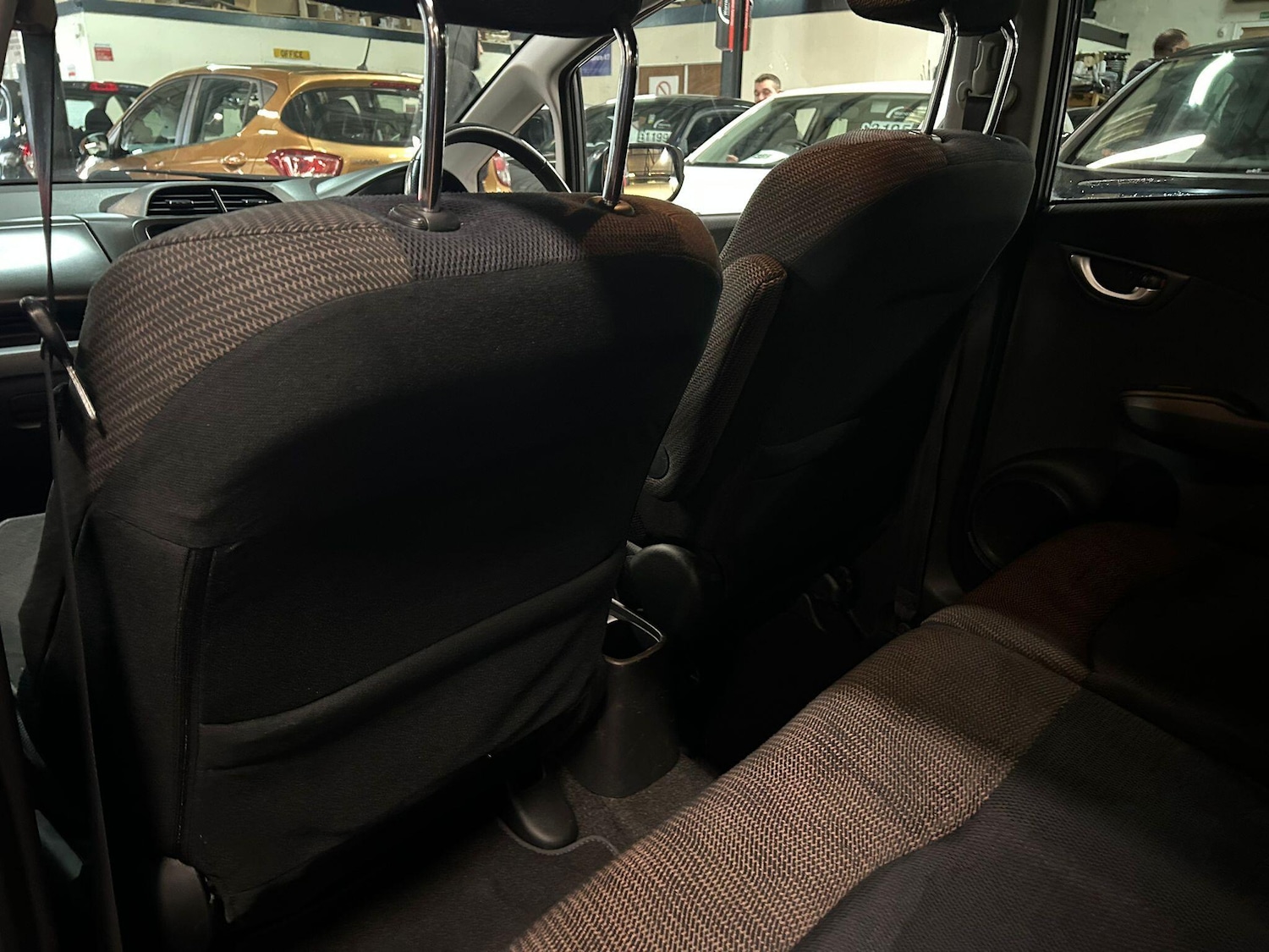 Used Honda Jazz 2014 for sale - 77131092: Photo 15