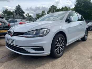 Used Volkswagen Golf 2017 for sale - 75060005: Photo