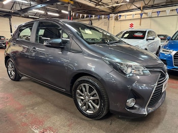 Used Toyota Yaris 2015 for sale - 78623069: Photo